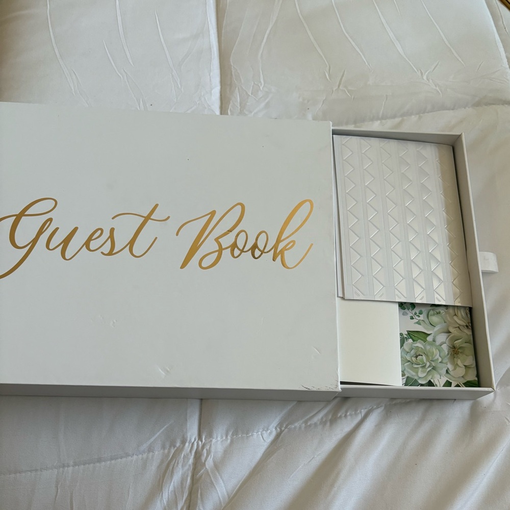 Glass wedding card box with Guest Book - Picture 9 of 9
